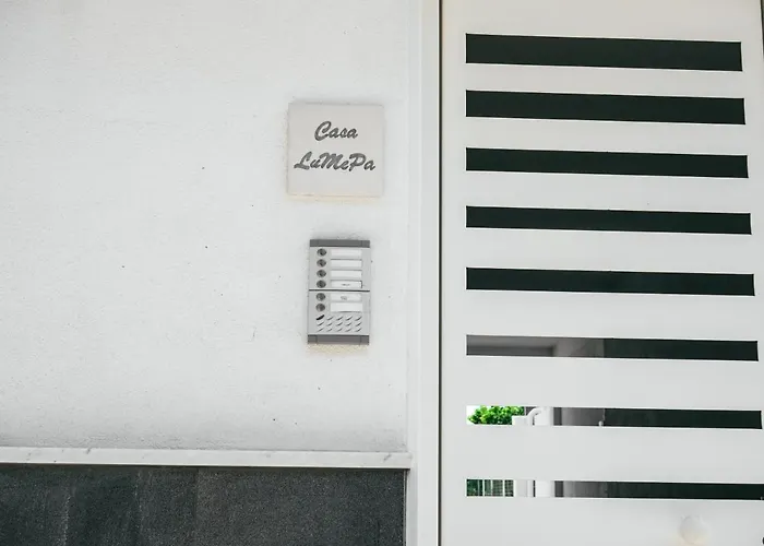 לינה וארוחת בוקר Sweet Country - Casa Lumepa